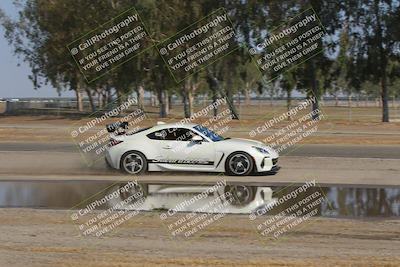 media/Sep-20-2025-Extreme Speed (Sat) [[1fcc23683c]]/Orange (Mid Intermediate)/Session 1 (Sunset)/